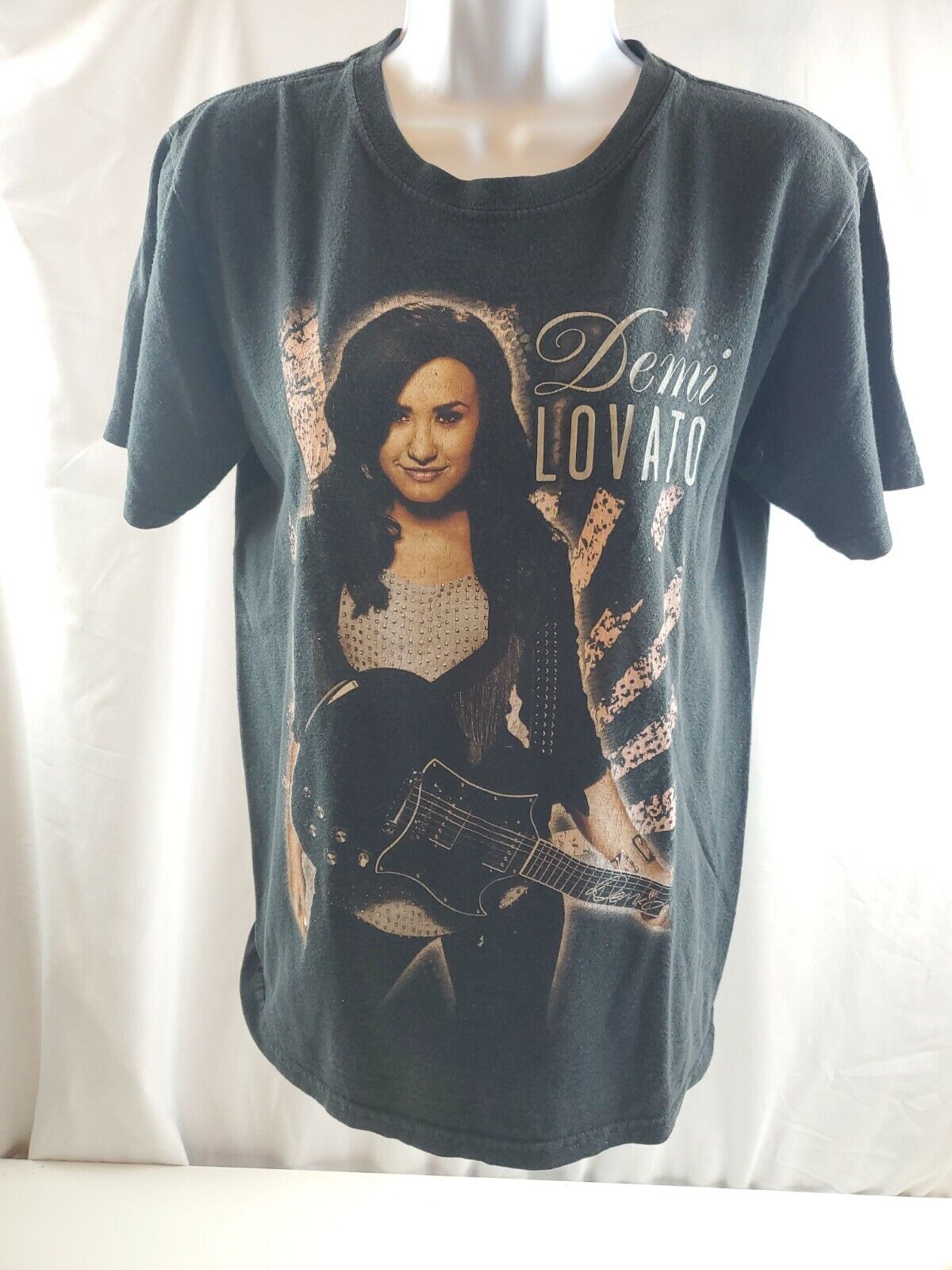 Demi 2010 concert T-Shirt Women Top Music Pop small eBay