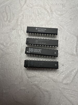 4 Stück ICs MC74HC154N DIP-24 74HC154 CD74HC154EN MC74HC154N3 NOS (KL8-18)