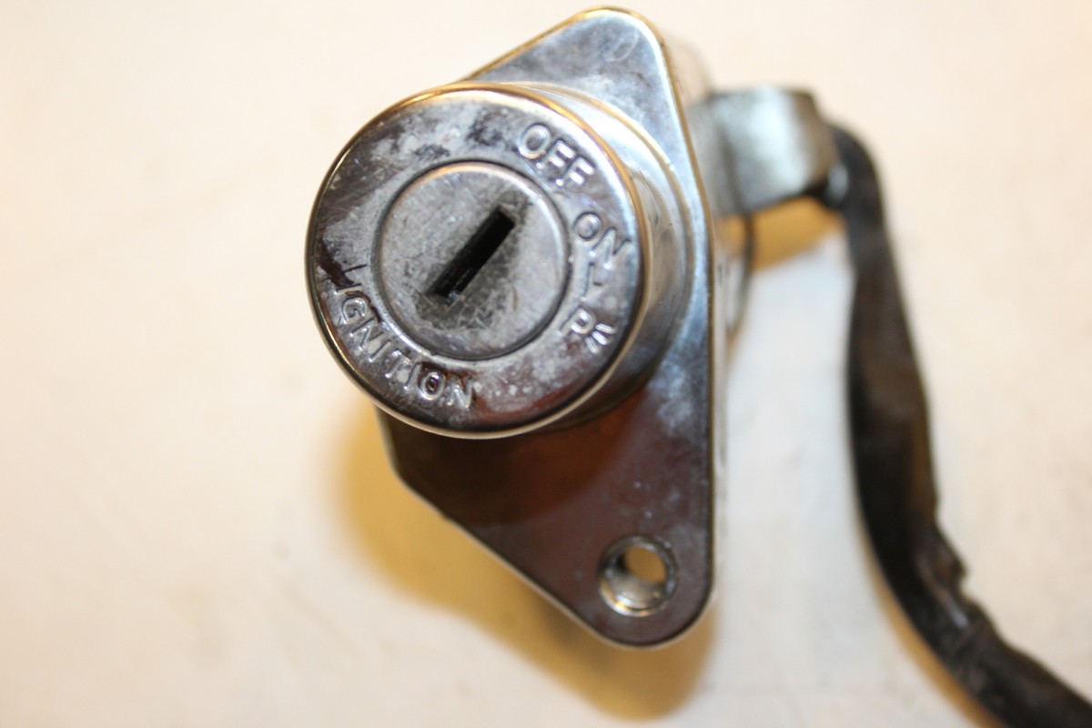 2015 VICTORY MAGNUM IGNITION LOCK KEY SET W/ GAS CAP AND SEAT LOCK