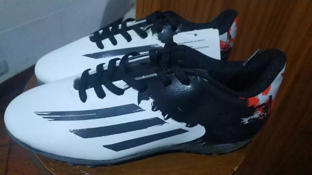 ADIDAS MESSI 10.4 TF JUNIOR US 5 UK4 5 eBay