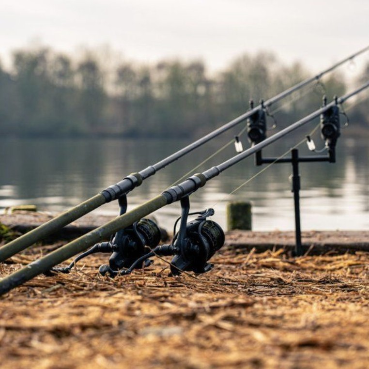 aqua max spinning combo Abu Garcia Model:HCS-TRB-581-50 birthday gift ideas for boyfriend Shimano TR100-G an Abu skeletonized reel