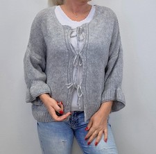 Damen Strickjacke Grau Größe 38 40 42 Lochgestrickt 3/4 Arm Volant Kante Italy