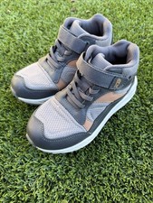 Stride Rite Made2Play Wilson Asphalt Boys Boots Waterproof Size 13 M Excellent