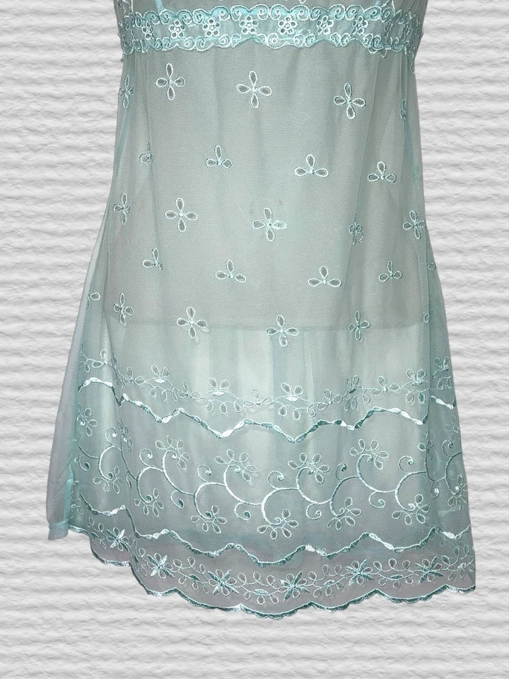 Babydoll De Colección Y2K Victorias Secret Ojales Malla Transparente Sin Mangas Para Mujer Pequeño Verde Como Nuevo Foto 3 de 4