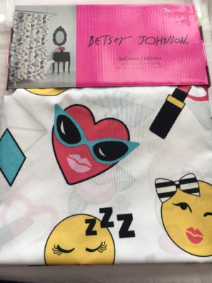 BETSEY JOHNSON FABRIC SHOWER CURTAIN EMOJIS LIPSTICK HEARTS SUNGLASSES NEW