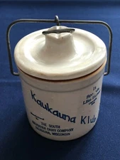 HOME - KAUKAUNA KLUB  DAIRY CO. WISCONSIN CHEESE SPREAD STONE CROCK W/ WIRE LID