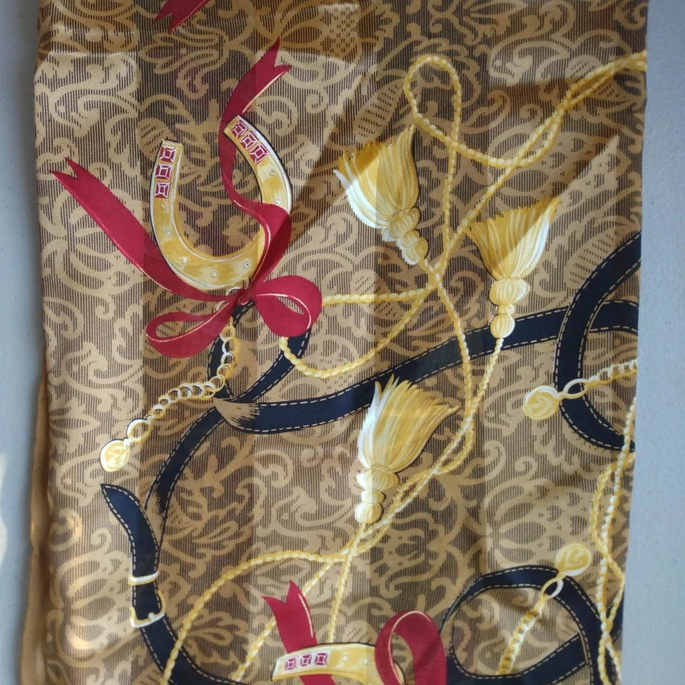 Bufanda DONCASTER dorada ecuestre 100 % seda cuadrada enrollada a mano ITALIA campo Foto 4 de 4