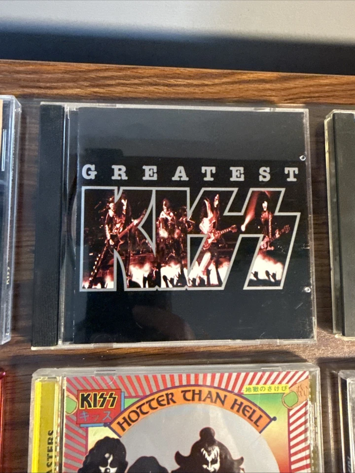 Kiss CD Music Lot of 10 albums - Revenge, Unpluuged, Hotter than H, Carinval - Imagem 4 de 4
