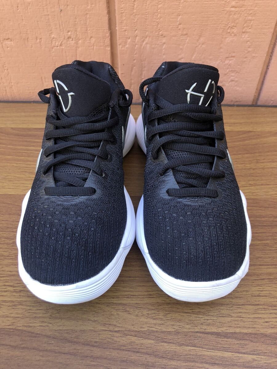 Size 5.5 - Nike Hyperdunk 2017 Low Black Metallic Silver W Size 5.5 - Nike Hyperdunk 2017 Low Black Metallic Silver W