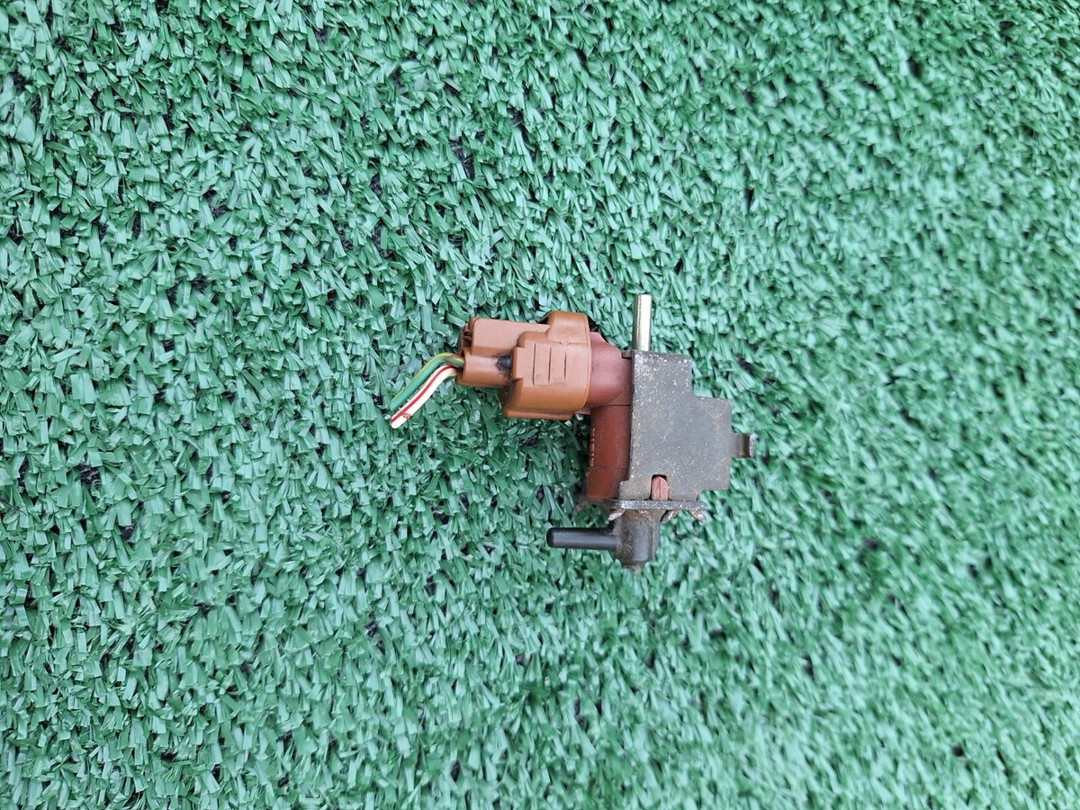 1989-1995 TOYOTA LEXUS SOLENOID VACUUM SWITCH VALVE VSV # 90910