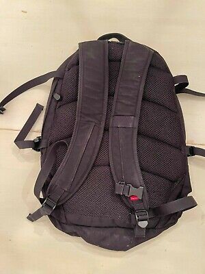 SUPREME FW14 hi vis backpack black used very good condition SUPREME FW14 hi vis backpack black used very good condition