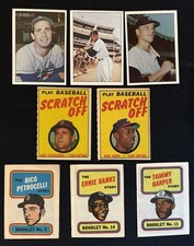 1970's Baseball Lot (8) Mays, Aaron, Koufax, Maris HOF!!!