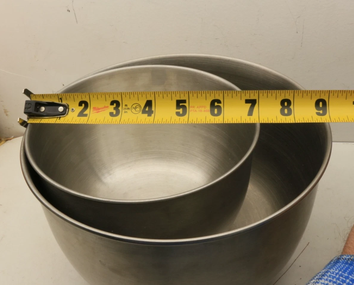 Set of Sunbeam Heritage Edition 7 & 9" Stand Mixer Stainless Steel Locking Bowls