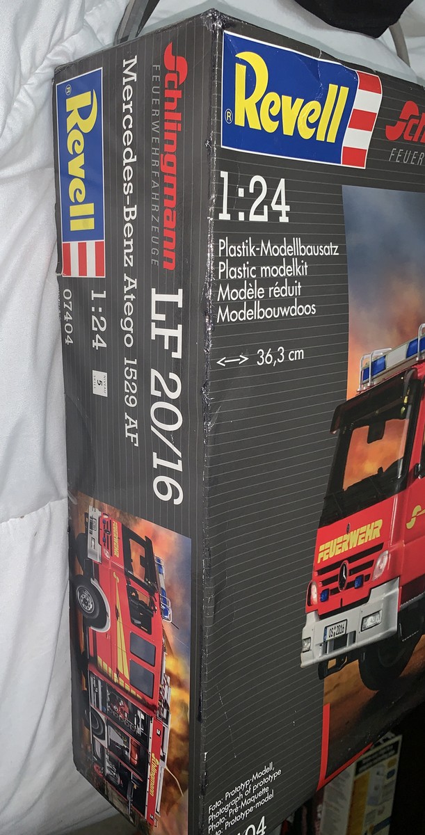 Revell Mercedes-Benz Atego 1529 1/24 模型・プラモデル