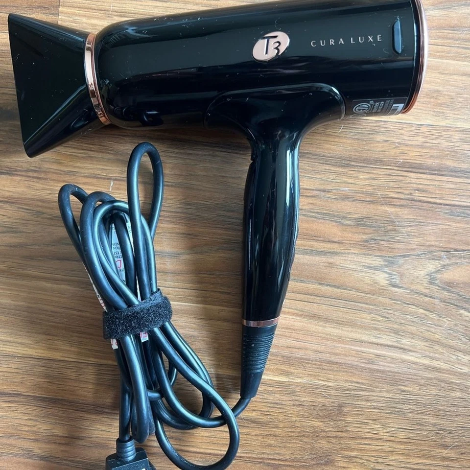 Secador de pelo profesional T3 Cura Luxe negro Foto 3 de 4