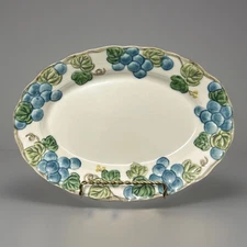 Metlox Poppy Trail Sculptured Grape Blue Oval Serving Platter USA 9.5" x 6.5"