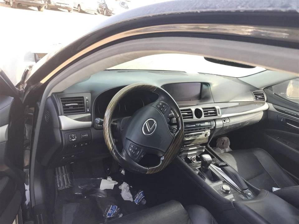 MÓDULO DE CONTROLE DE CHASSI 8965050300 2013-2017 LEXUS LS460 - Imagem 4 de 4