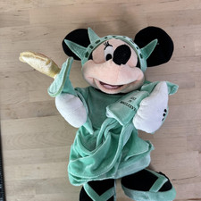 Disney Store Minnie Mouse Plush Statue of Liberty Authentic Original Tag Collect