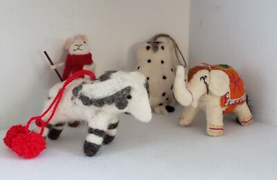 Lot of 4 Wool Felted Christmas Tree Ornaments Hanging Moose Mouse Owl Elephant