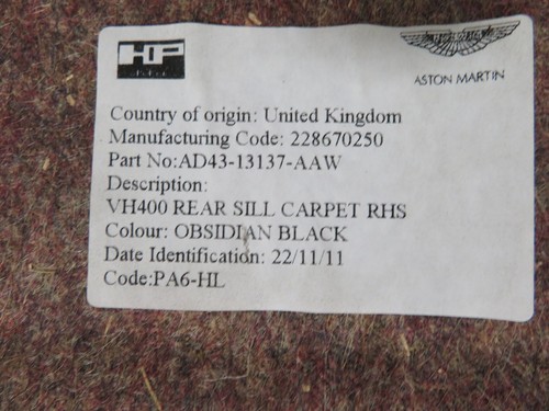ASTON MARTIN RAPIDE RIGHT REAR DOOR SILL CARPET AD43-13137-AAW OBSIDIAN BLACK - Picture 5 of 6