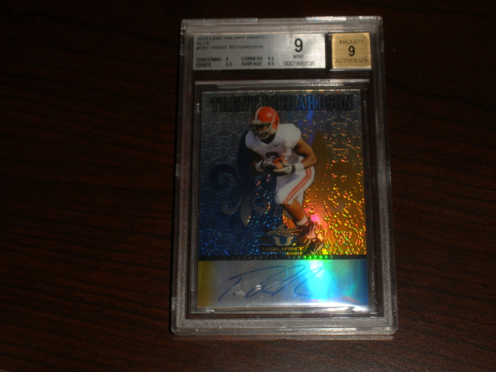 Trent Richardson Leaf Valiant #TR1 Autograph-Blue