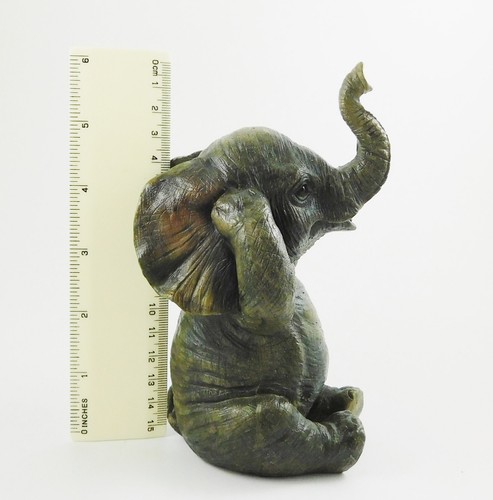 Estatuilla con tronco de elefante sentado adorno no escuches mal pintada a mano - Imagen 5 de 5