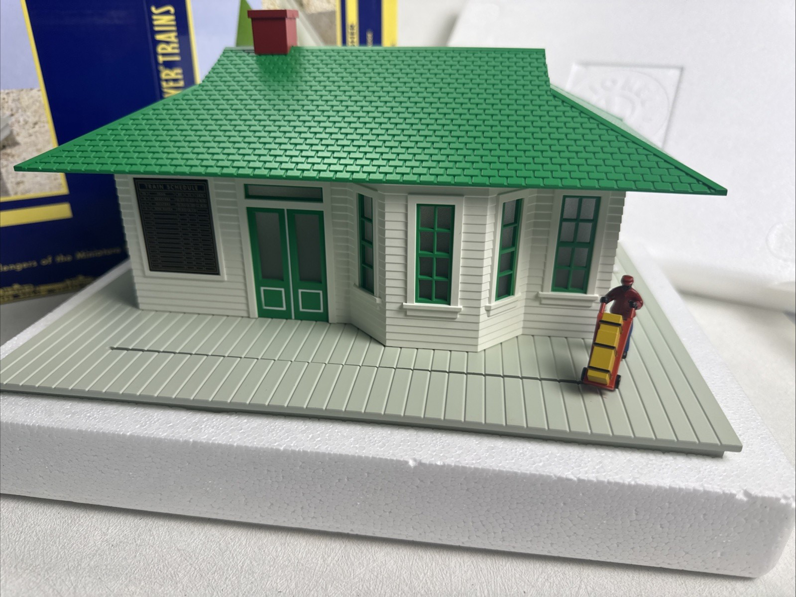 Picture 3 of 4
