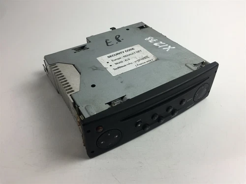 X1278 Renault Radio 8200633634B