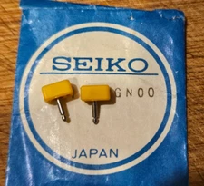 GENIUNE SEIKO PUSHER 2x Part 7A28 Giugiaro Ripley Alien Watch NOS Yellow Set