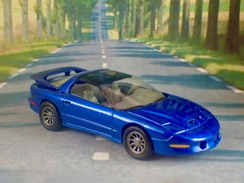 4th Gen 1993– 2002 Pontiac Firebird Trans Am WS6 5.7 V8 LS1 1/64 Scale Ltd Edt B - 第 2/4 張圖片