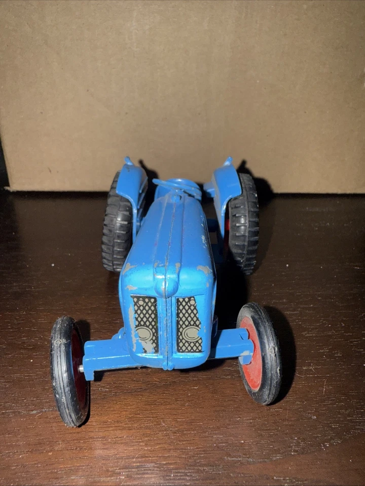 Tractor agrícola Fordson Dexta vintage Crescent Toys Inglaterra escala 1/32 azul en muy buena condición Foto 2 de 4