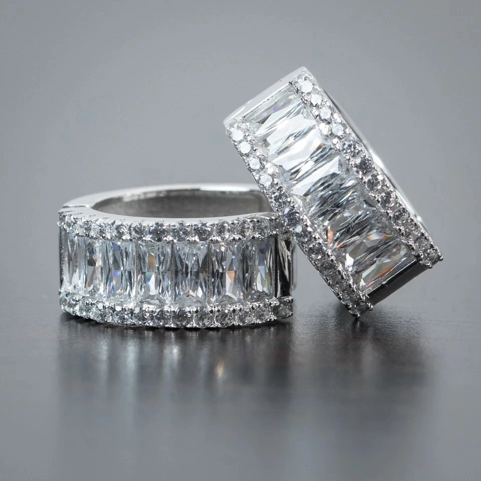 Uomo Donna Iced Cz Ipoallergenici 925 Sterling Baguette Stretto Hoop Orecchini - Immagine 3 di 4