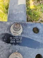 Freightliner Flow Below Center Frame Support Bracket 22-74071-000 W/Support Arm