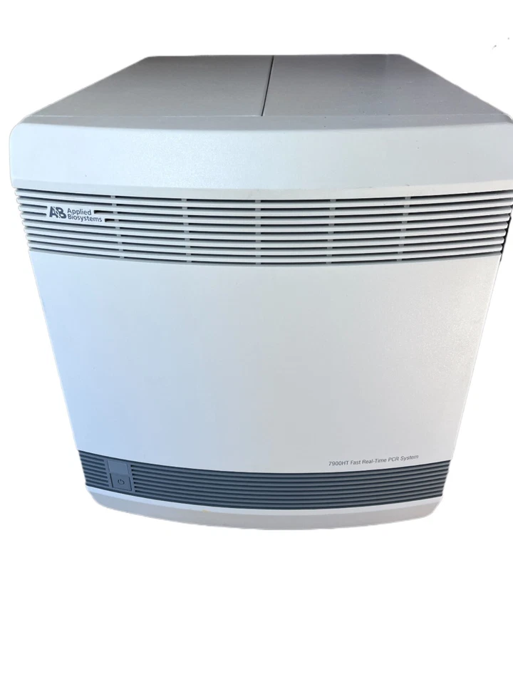 Sistema PCR rápido en tiempo real Applied BioSystems 7900HT con computadora de control Foto 2 de 4