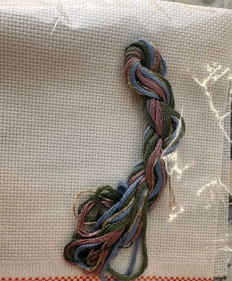 Victorian Elegance Canterbury Designs book 67 plus 练习面料和材料 — 第 2/3 张图片