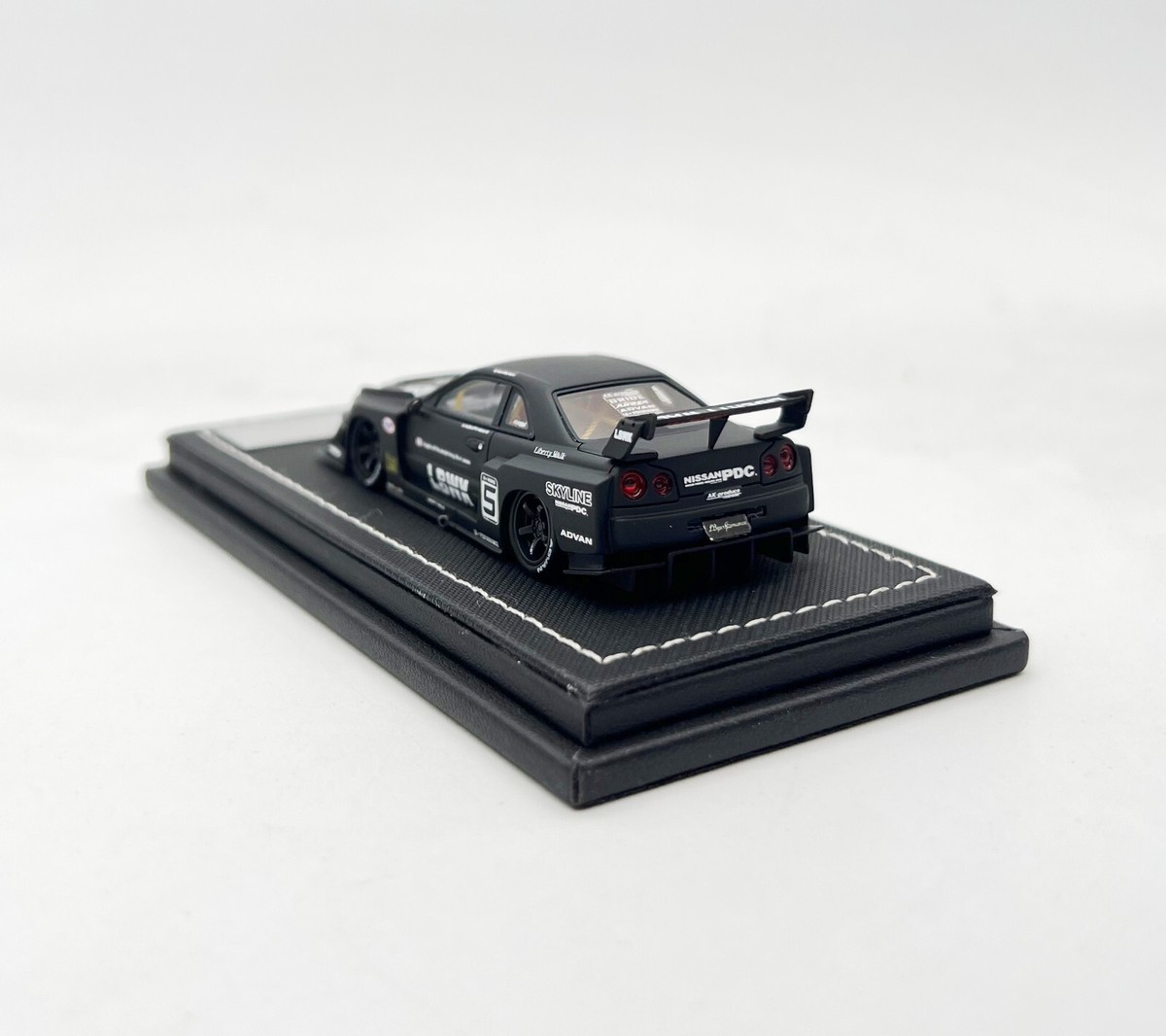 自動車 BLACKTUNERS  Skyline LBWK INNO64-R Nissan Skyline 