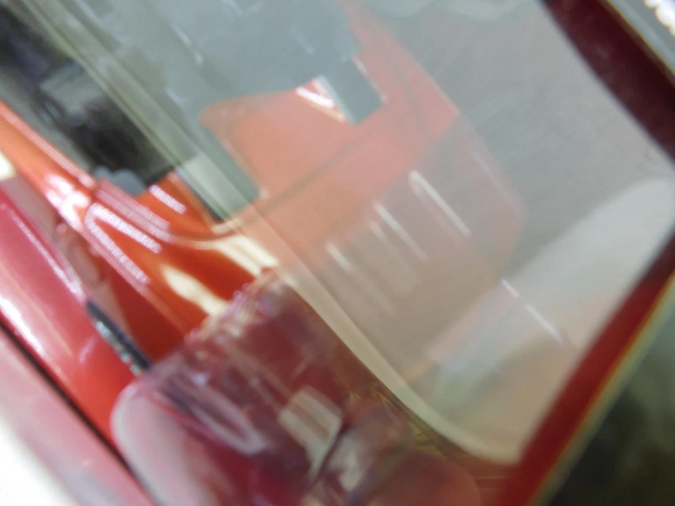 NEW AMT 1/25 SCALE 2016 CORVETTE ORANGE CONVERTIBLE PROMO MODEL ERTL - Image 4 of 4