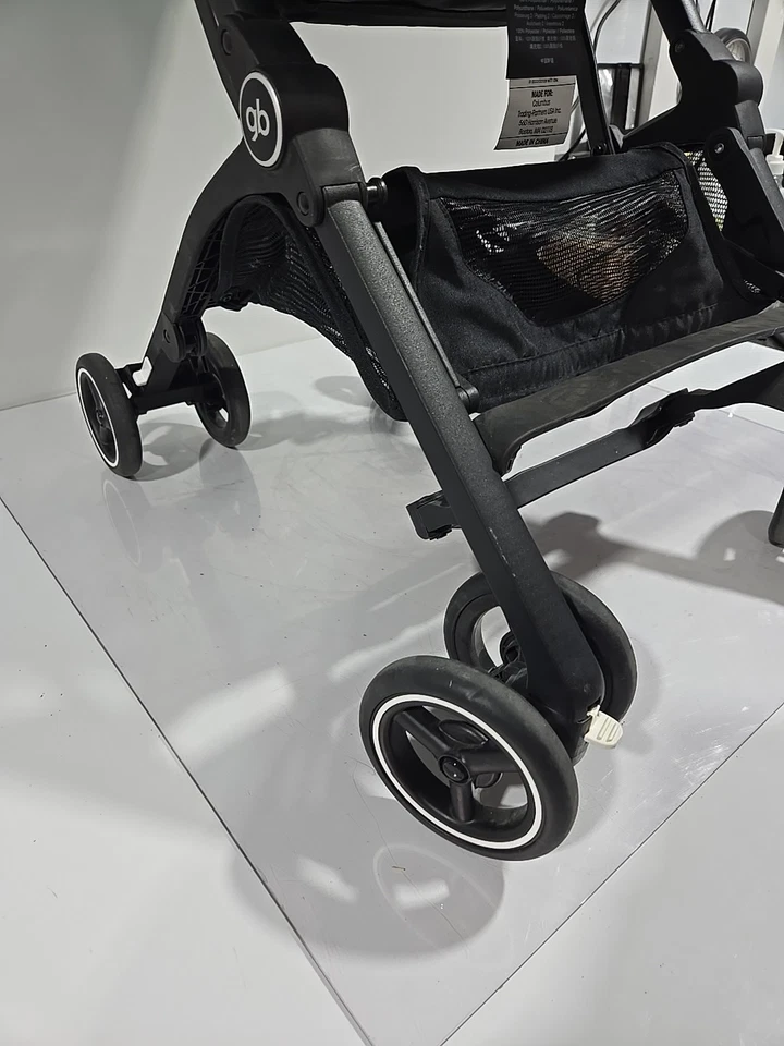 GB Pockit+ Lightweight Folding All Terrain Infant Stroller Laguna Blue Tortoise - Image 4 of 4