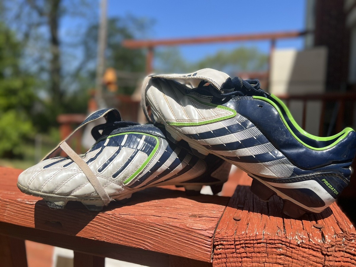 Adidas Predator Accelerator Powerswerve Champions League Adidas Predator Accelerator Powerswerve Champions League