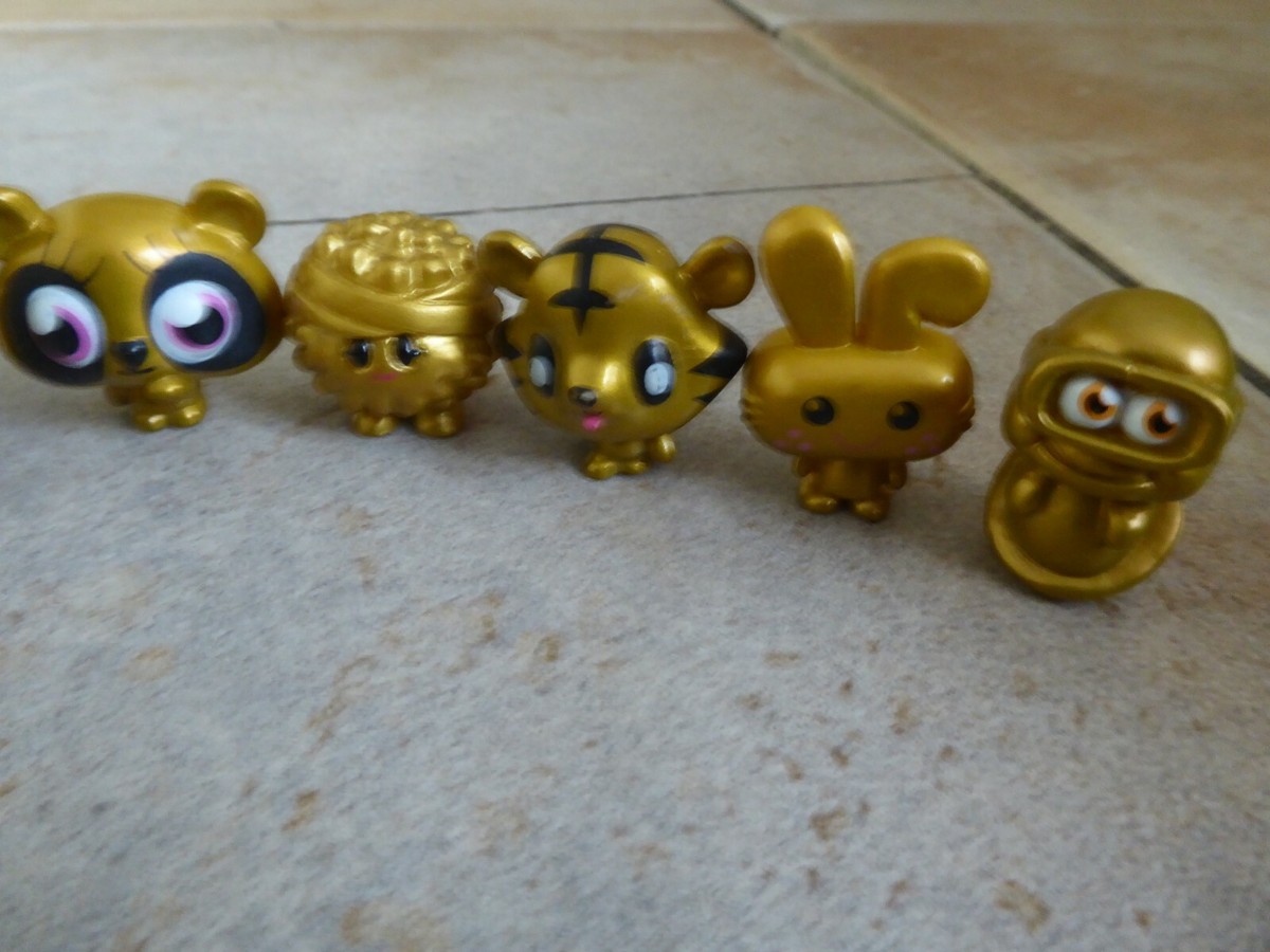 Moshi Monster Gold Figures Mustachio Glump ShiShi Honey Cluekoo Myrtle  Scrumpy +