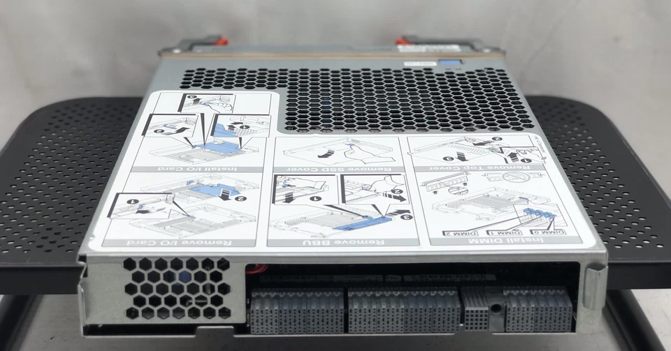 EMC Storage Module E5-2407, 24GB, 046-004-136_A03 110-223-000D-05 - Image 2 of 4