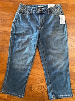 Croft & Barrow Stretch Denim Capri Size 6A Mid Rise Straight 420 Med Wash NWT
