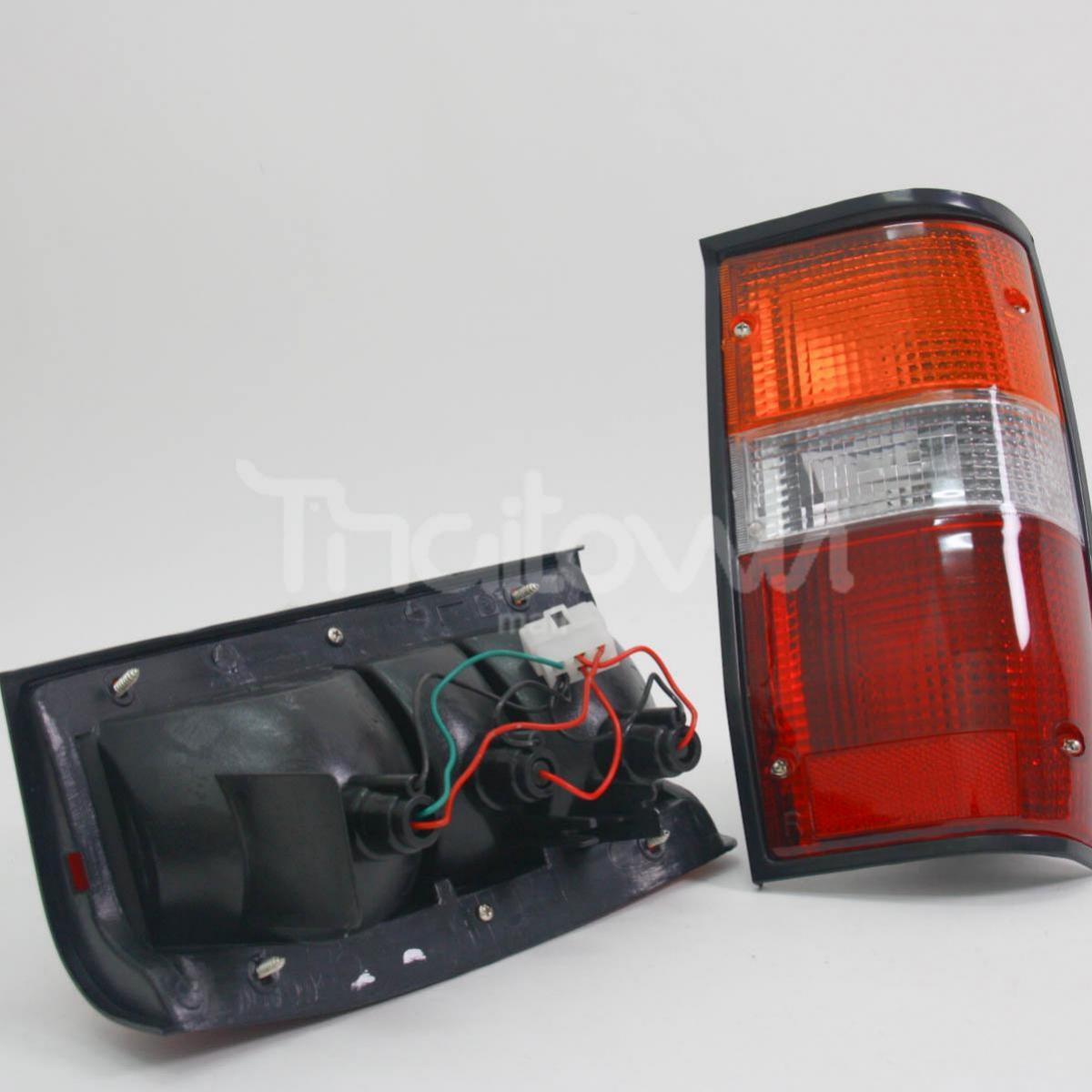 Lh Front Corner Lights Lamp Fits Mitsubishi L200 Ram50 Clot Mighty Max