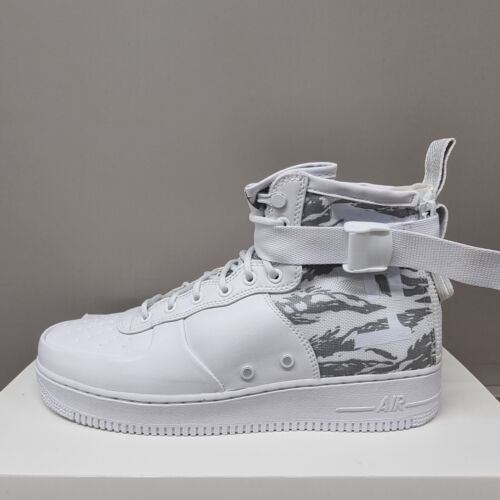 NIKE SF AIR FORCE 1 MID "WINTER CAMO" TRAINERS VARIOUS SIZES (AA1129 100) - Afbeelding 1 van 11