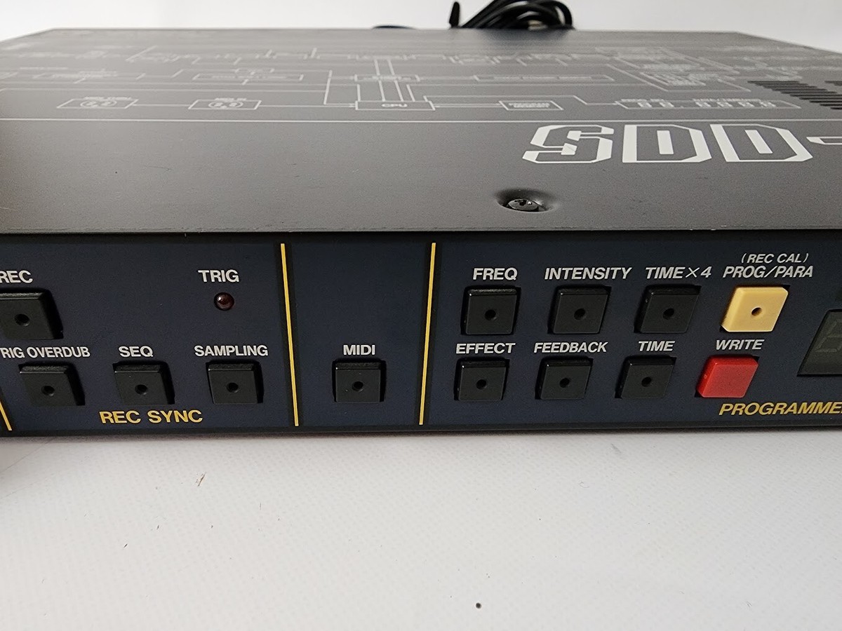 KORG 「SDD-2000」Sampling Digital Delay Korg SDD-2000 Sampling Digital Delay Multi Effect Processor