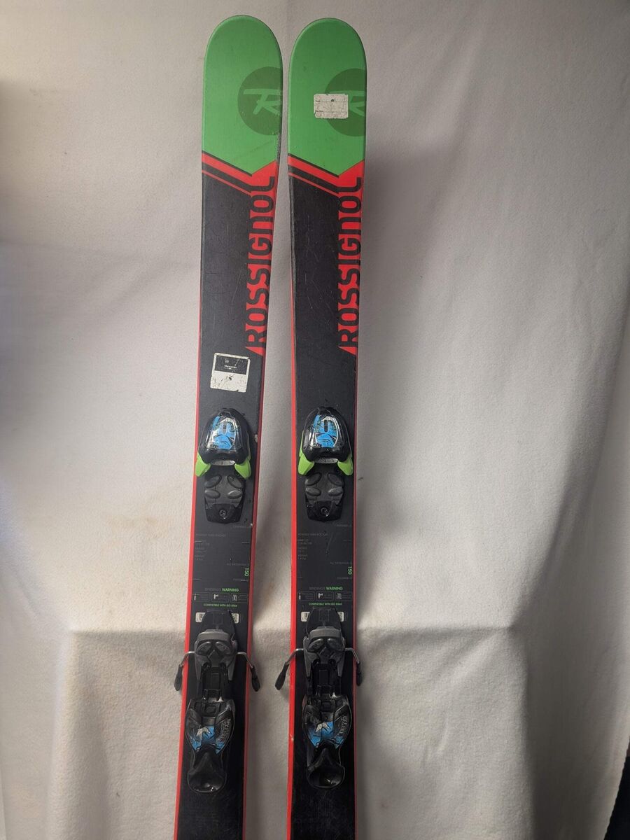 Rossignol Smash 7 Skis w/Marker Bindings Size 150 Black Used Rossignol Smash 7 Skis w/Marker Bindings Size 150 Black Used