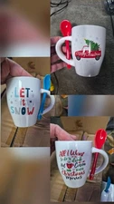 New 4 Pack Christmas Coffee Mugs W/ Spoon Hot Cocoa Cofee Tea