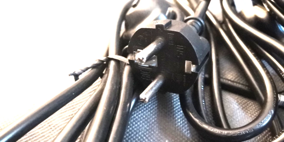 3x HP 213350-001 Mickey Mouse Kaltgerätekabel 1,8 m Netzkabel PC Kabel Notebook - Bild 2 von 4