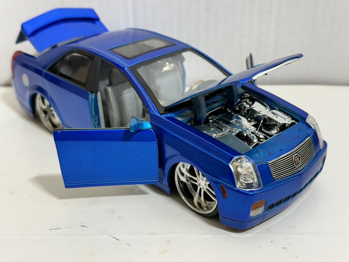 JadaToys未開封DUBCity2002Cadillac CTSキャデラック LOOSE 2005 Jada Dub City Kustoms 2002 Cadillac Cts Red Wave