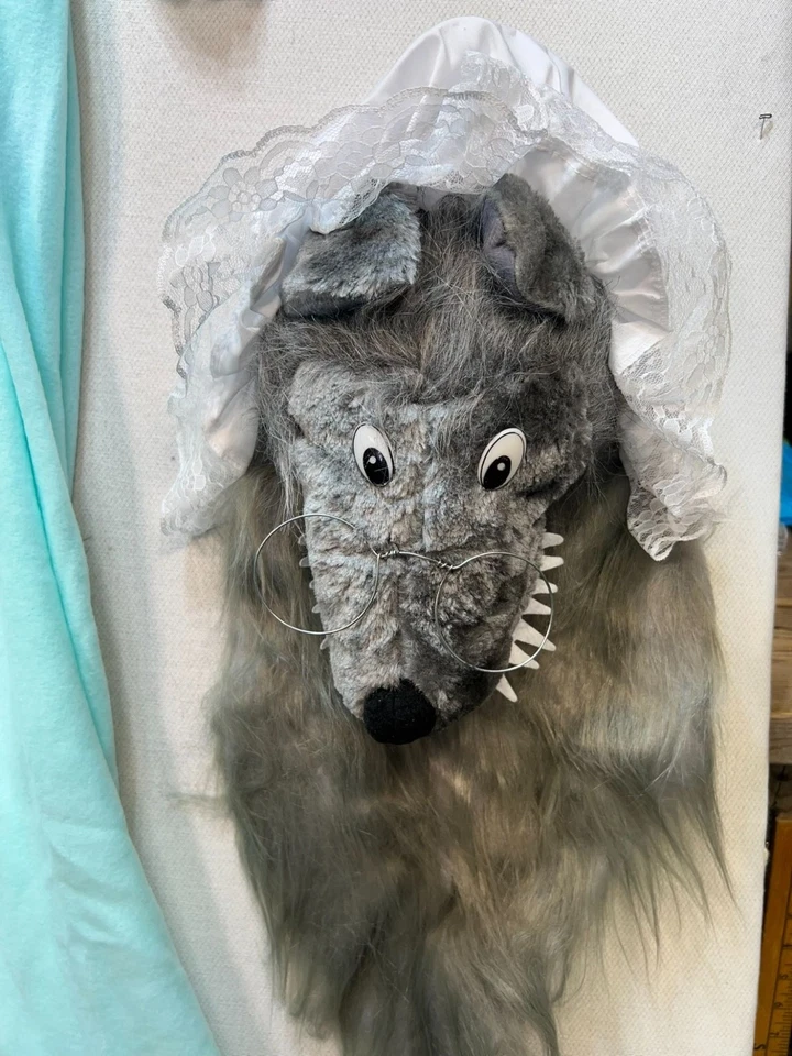 Unisex Granny Wolf Adult Costume Set Unisex Mens 42" Womens 16 Blue Halloween - Image 4 of 4